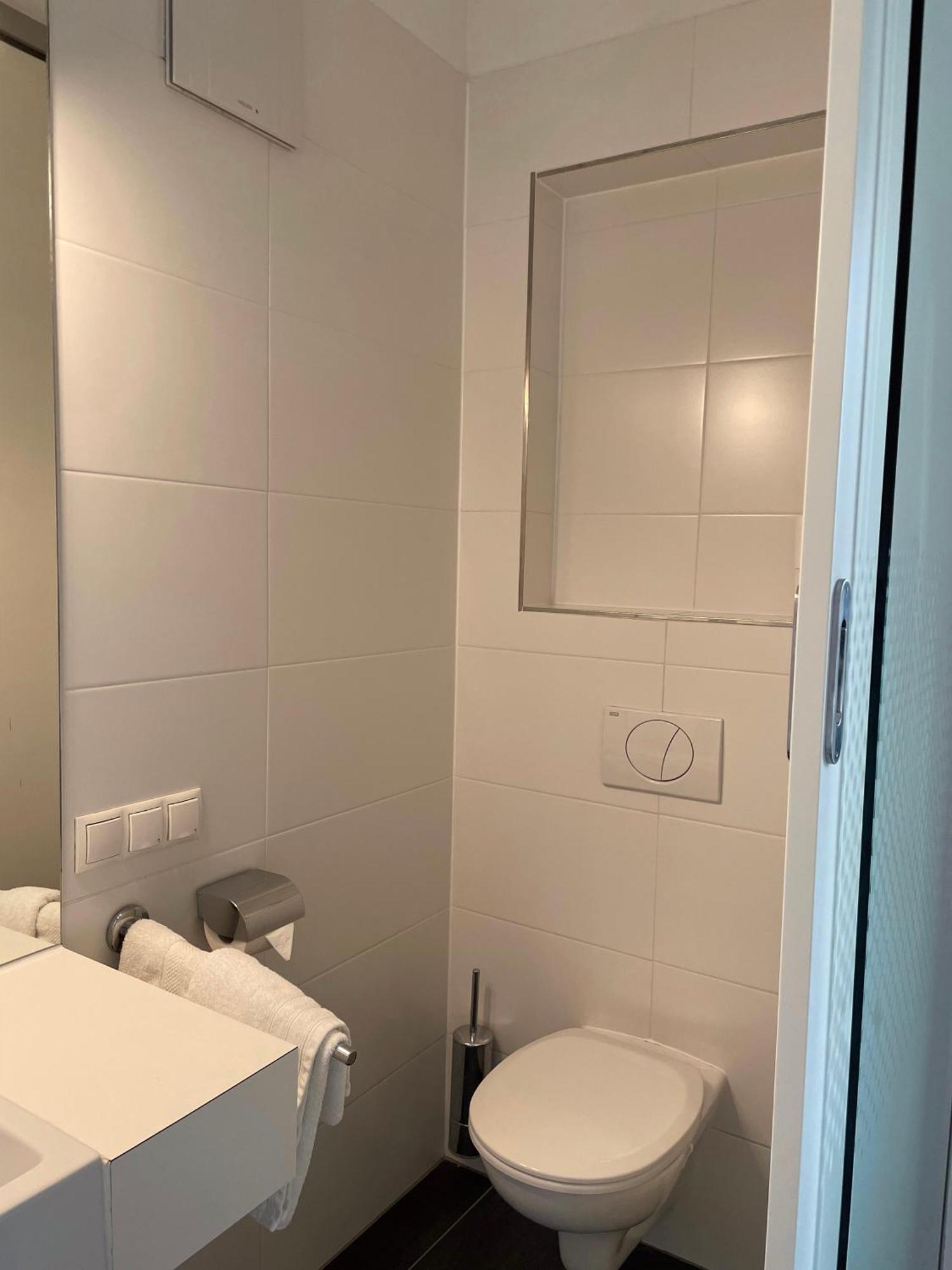 Hotel Caldor - 24H Self-Check In Muenchendorf ห้อง รูปภาพ